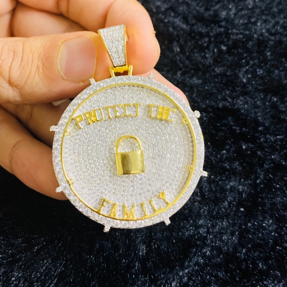 Sterling Silver Protect The Family Pendant w/Chain